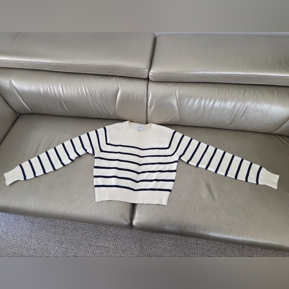 Striped Crewneck Cropped Sweater in Cream and Navy 100% Cotton